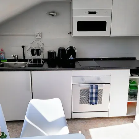 Dg R- Helle 2-zimmer Naehe Salzburg Appartement